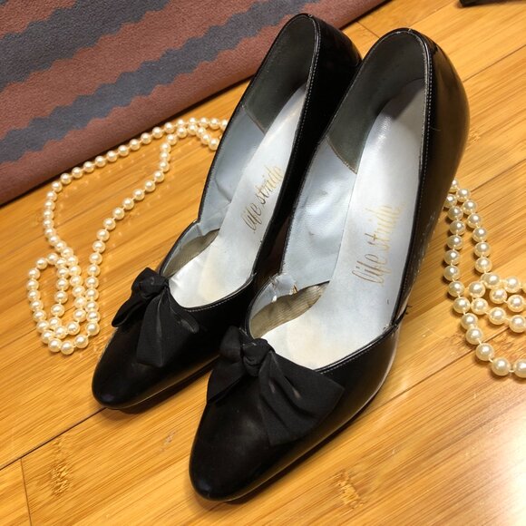 Vintage Womens Black Heels with Bow Life Stride Mad Men sz 9 Witchy Halloween - Picture 11 of 11